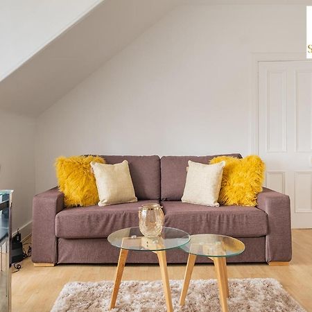 2 Bedroom Apt At Sensational Stay Serviced Accommodation Aberdeen - Clifton Road المظهر الخارجي الصورة