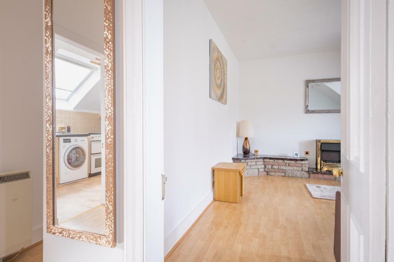 2 Bedroom Apt At Sensational Stay Serviced Accommodation Aberdeen - Clifton Road المظهر الخارجي الصورة